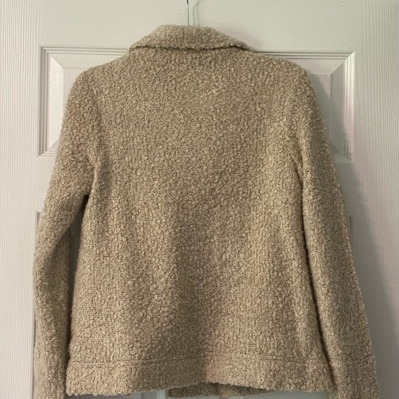 Woman’s Forever21 jacket - Picture 8 of 8